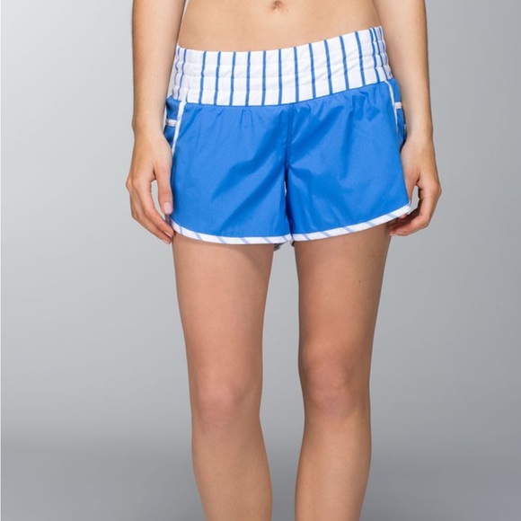 lululemon tracker short II - Picture 2 of 12
